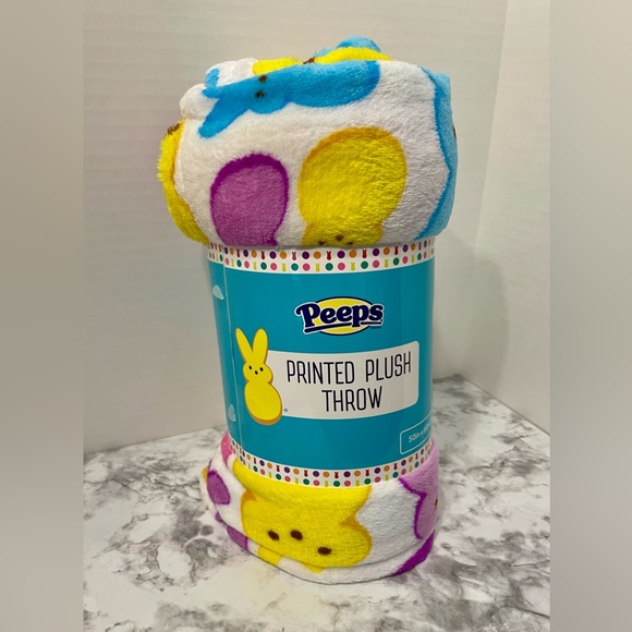 Peeps Printed Plush Throw- NWT - Picture 2 of 11